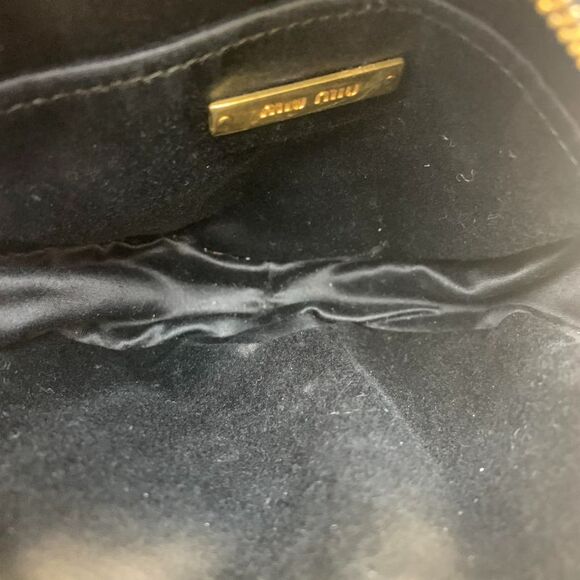 Miu Miu Women Pre-Loved Bag Very Good Condition - Picture 8 of 9